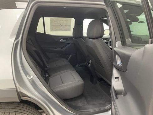 New 2026 Chevrolet Equinox LT AWD/4WD image 13