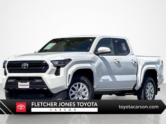 Used 2024 Toyota Tacoma SR5 video 1