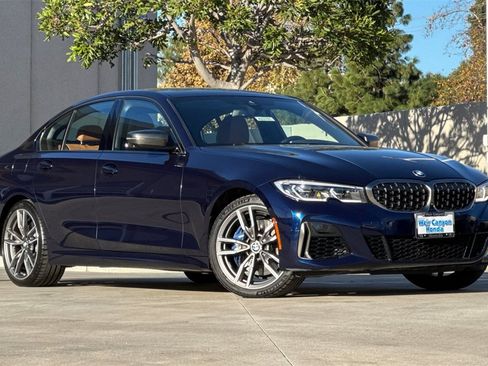 Used 2020 BMW M340i xDrive w/ Executive Package image 2