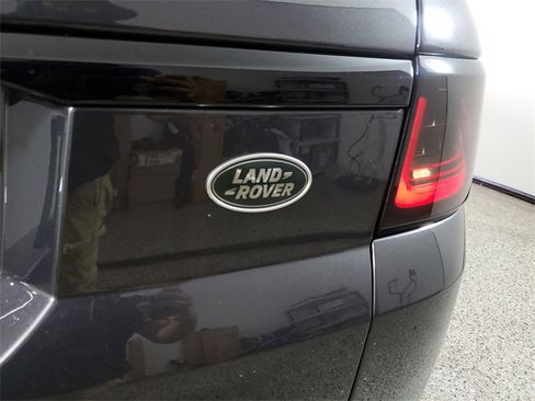 Used 2022 Land Rover Range Rover Sport HSE Dynamic image 6