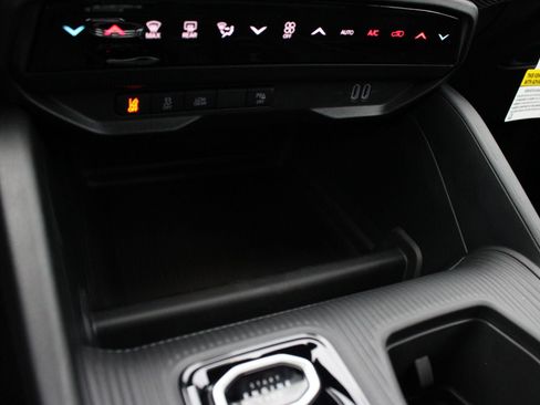 New 2026 Jeep Cherokee Limited AWD/4WD image 38