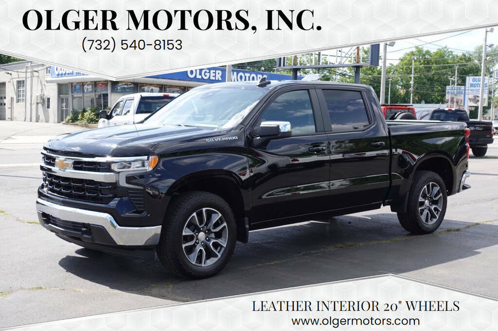 Used 2024 Chevrolet Silverado 1500 LT AWD/4WD image 1