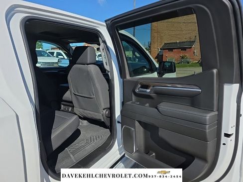 Used 2022 Chevrolet Silverado 1500 RST AWD/4WD image 29