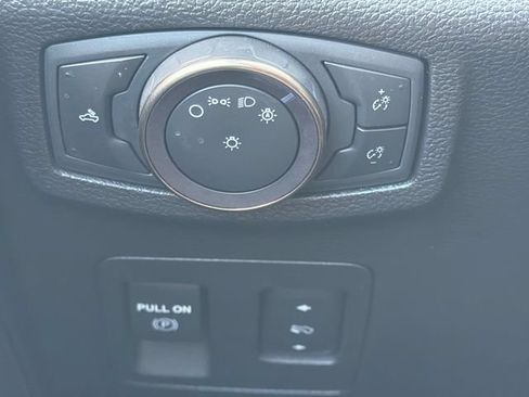 Used 2019 Ford F150 Raptor w/ Equipment Group 802A Luxury AWD/4WD image 35