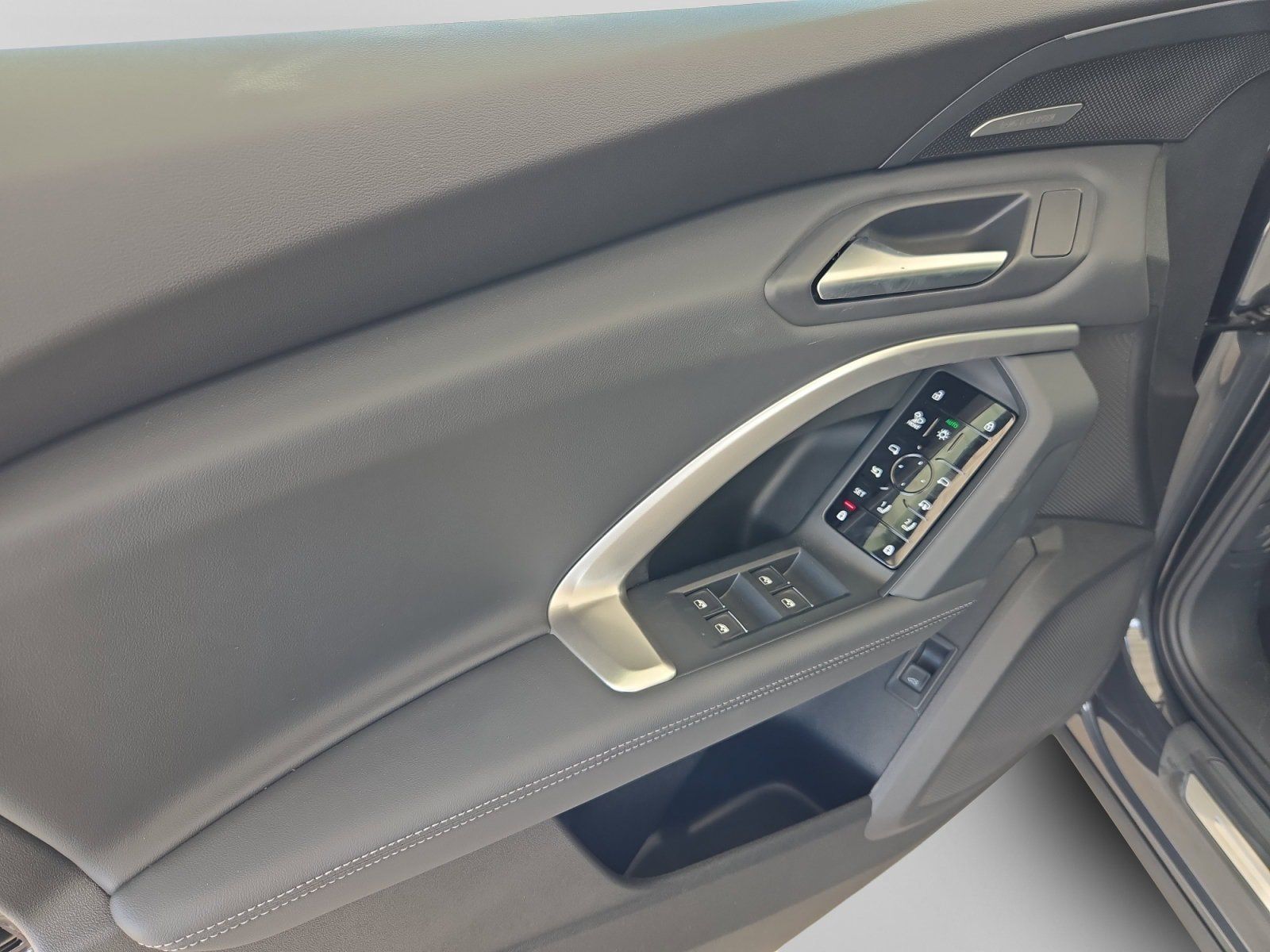 New 2026 Audi Q5 Premium Plus AWD/4WD image 11