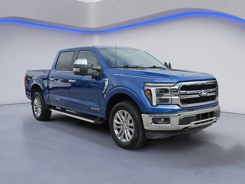 Used 2025 Ford F150 Lariat w/ Equipment Group 501A Mid AWD/4WD image 7
