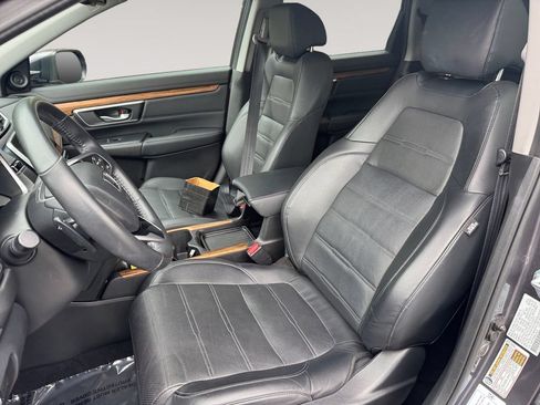 Used 2022 Honda CR-V Touring image 9
