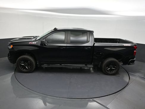 Used 2024 Chevrolet Silverado 1500 LT Trail Boss AWD/4WD image 17