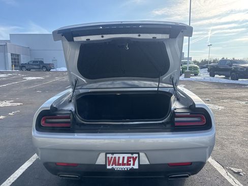 Used 2022 Dodge Challenger GT image 37