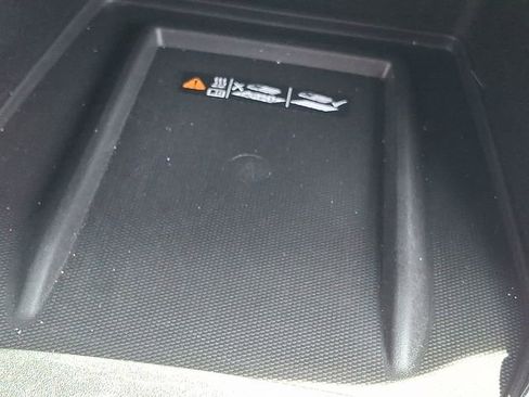 Certified 2023 Chevrolet Traverse LT image 27