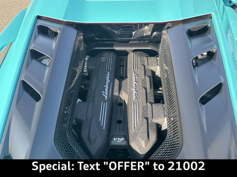 Used 2024 Lamborghini Revuelto Base image 20