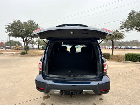 Used 2018 Nissan Armada Platinum w/ Interior Lighting Package image 7