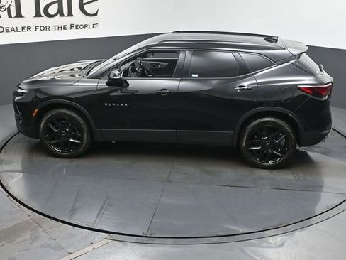 Used 2024 Chevrolet Blazer LT w/ LPO, Black Grille Bar Package image 43