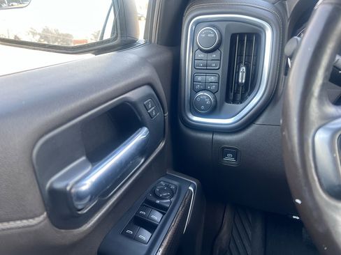 Used 2021 Chevrolet Silverado 1500 RST image 25