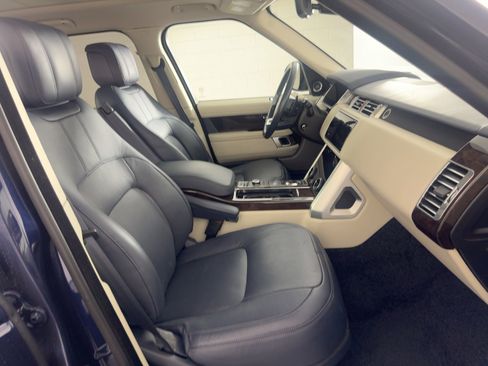 Used 2018 Land Rover Range Rover HSE image 28