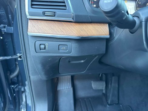 Used 2022 Volvo XC90 T6 Momentum image 33