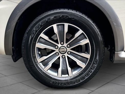 Used 2019 Nissan Armada SL w/ Premium Package image 10