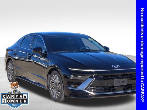 Certified 2026 Hyundai Sonata Limited image 2