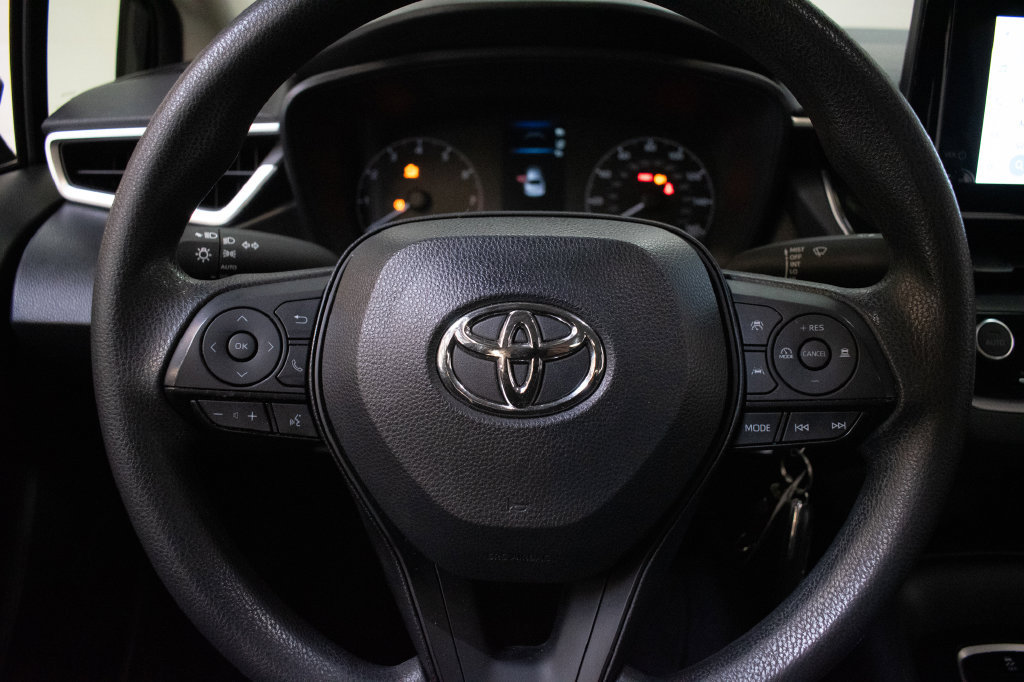 Used 2023 Toyota Corolla LE w/ Carpet Mat Package (TMS) FWD image 12