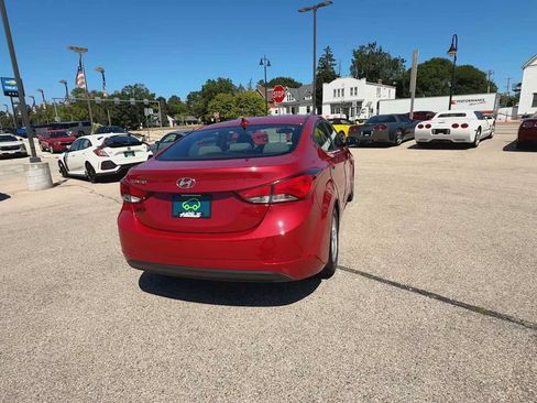 Used 2014 Hyundai Elantra SE FWD image 7