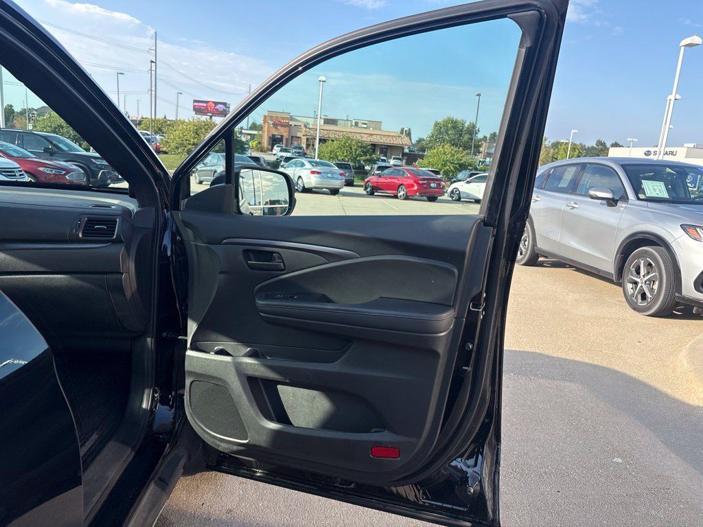 Used 2023 Honda Passport EX-L image 26