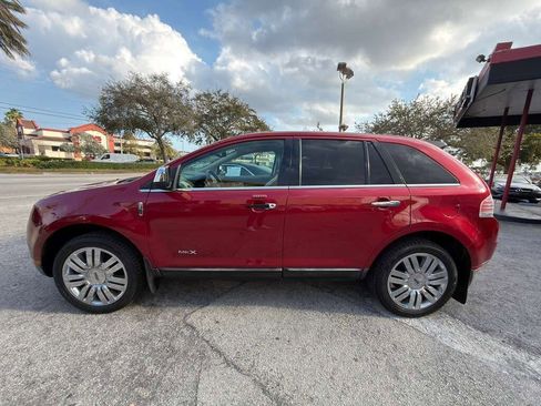 Used 2009 Lincoln MKX 2WD image 2