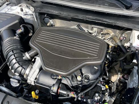 Used 2022 Chevrolet Blazer RS w/ Enhanced Convenience Package FWD image 30