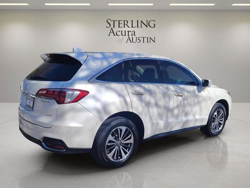 Used 2018 Acura RDX AWD w/ Advance Package image 5