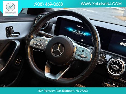 Used 2021 Mercedes-Benz CLA 35 AMG 4MATIC image 11