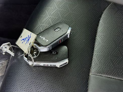 Used 2022 Kia Sorento S AWD/4WD image 35