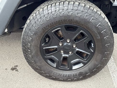 Used 2014 Jeep Wrangler Unlimited Sport w/ Quick Order Package 24S image 10