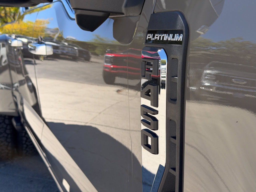 Used 2026 Ford F450 Platinum w/ Platinum Plus Package AWD/4WD image 13