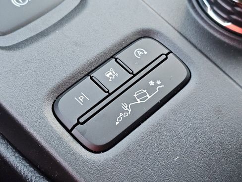 New 2025 Ford Ranger Lariat w/ FX4 Off-Road Package image 10