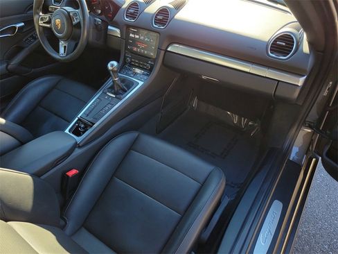 Certified 2018 Porsche 718 Cayman image 19