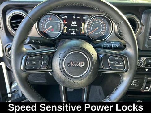 Certified 2020 Jeep Wrangler Sport image 16