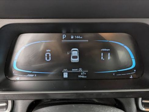 Used 2025 Hyundai Elantra SE image 26