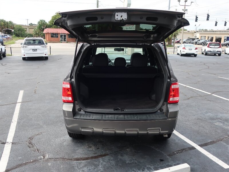 Used 2010 Ford Escape Limited FWD image 30