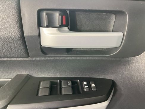 Certified 2020 Toyota Tundra SR5 image 25