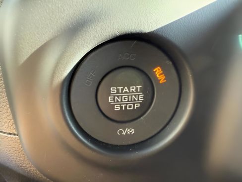 Certified 2023 Jeep Wrangler Unlimited Rubicon w/ Xtreme 35 Tire Package image 21