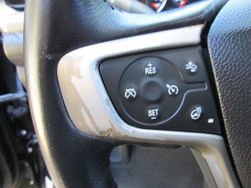 Used 2017 GMC Acadia Denali w/ Technology Package FWD image 16