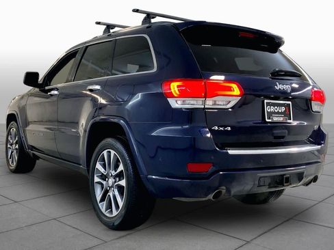 Used 2018 Jeep Grand Cherokee Overland AWD/4WD image 11