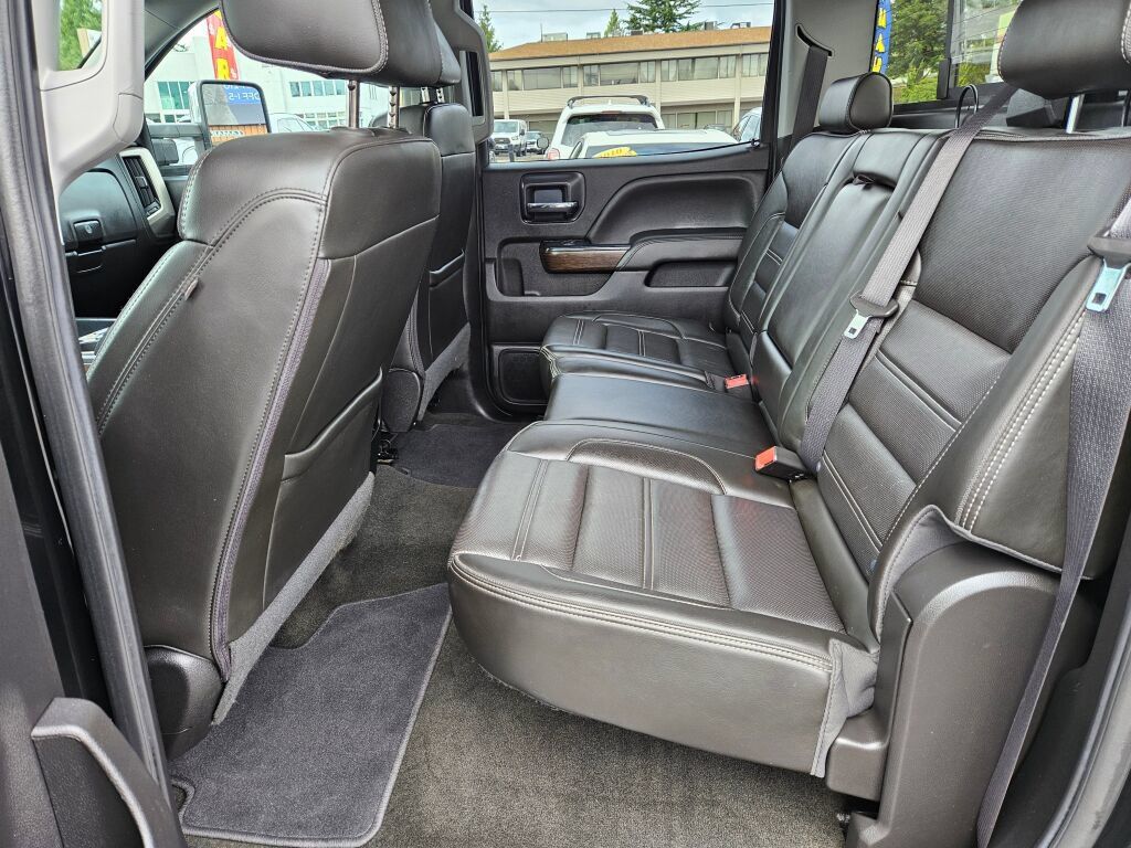 Used 2018 GMC Sierra 3500 Denali w/ Duramax Plus Package AWD/4WD image 12