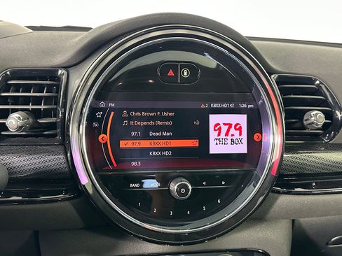 Used 2021 MINI Cooper Clubman S image 23