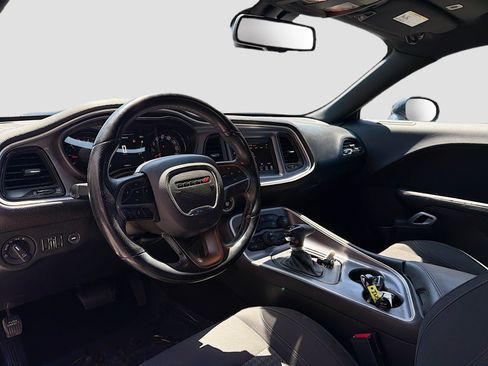 Used 2019 Dodge Challenger SXT w/ Blacktop Package RWD image 7