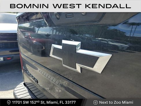 Certified 2025 Chevrolet Silverado 1500 High Country w/ Midnight Edition image 11