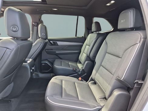 New 2026 Buick Enclave Sport Touring w/ Power Package FWD image 25