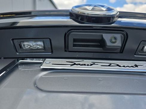 New 2026 Volkswagen Taos SE FWD image 21