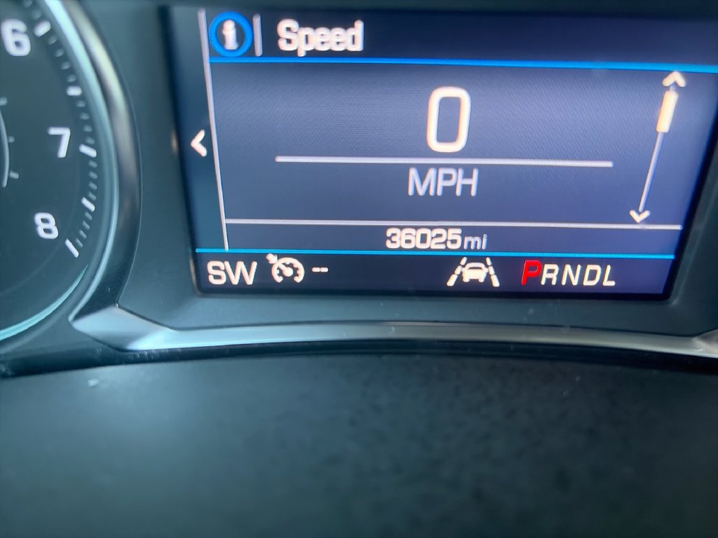 Used 2023 Chevrolet Equinox LT FWD image 12