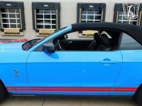 Used 2010 Ford Mustang Shelby GT500 image 39