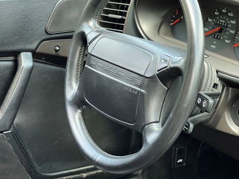 Used 1990 Porsche 944 Cabriolet RWD image 31